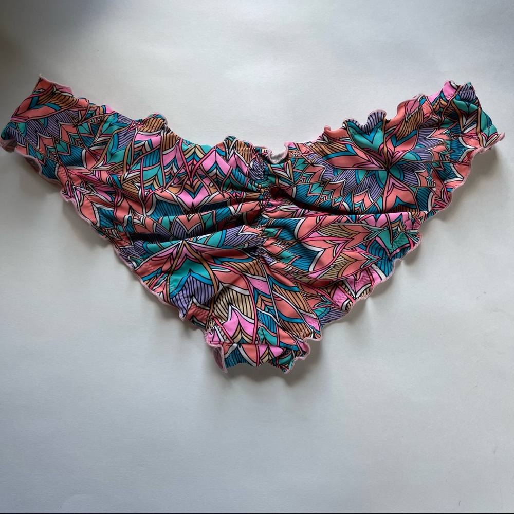 ✨ Target Multi-Color Ruched Cheeky Bikini Bottom ✨ - Picture 3 of 3